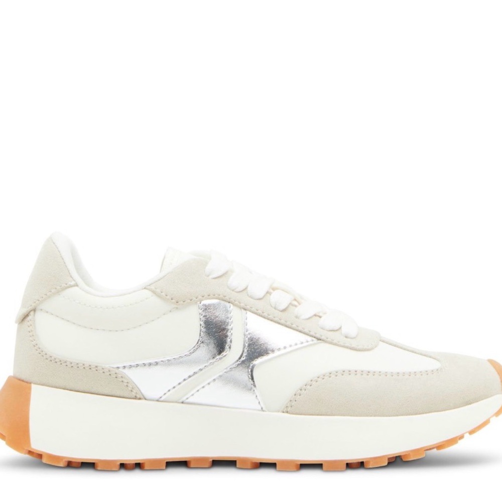 Steve Madden Women's Athletic Jogger Sneaker size 10